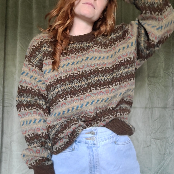 Vintage Knit Wool Sweater - Picture 11 of 11